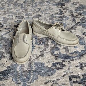 Men's 9.5 Seabowld Cream Boat Shoes